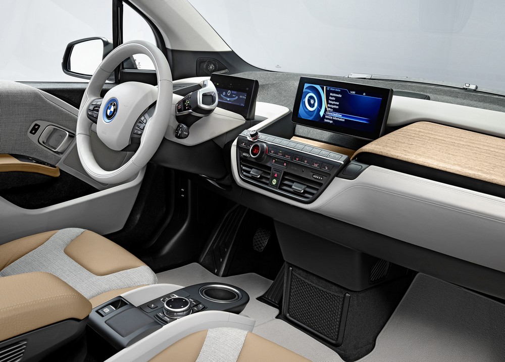 BMW i3 — интерьер, фото 1