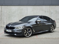 BMW 5 Серия M550i xDrive