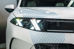 BMW показала серийную версию iX5 Hydrogen без камуфляжа