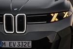 Передний багажник нового BMW iX5 оказался меньше, чем багажник более компактной модели iX3